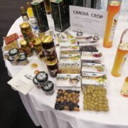 MĂSLINE VERZI CU ARDEI ROȘU 200 GR