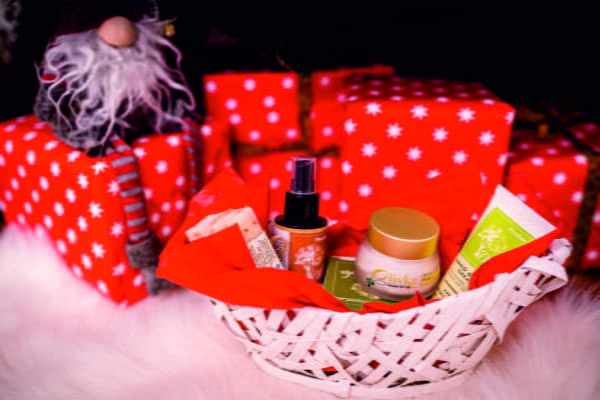 Ulei de masline - Eliada- Cosulet cu 4 produse cosmetice (model 4)