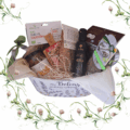 Cutie festivă Sărbători cu 7 produse gourmet